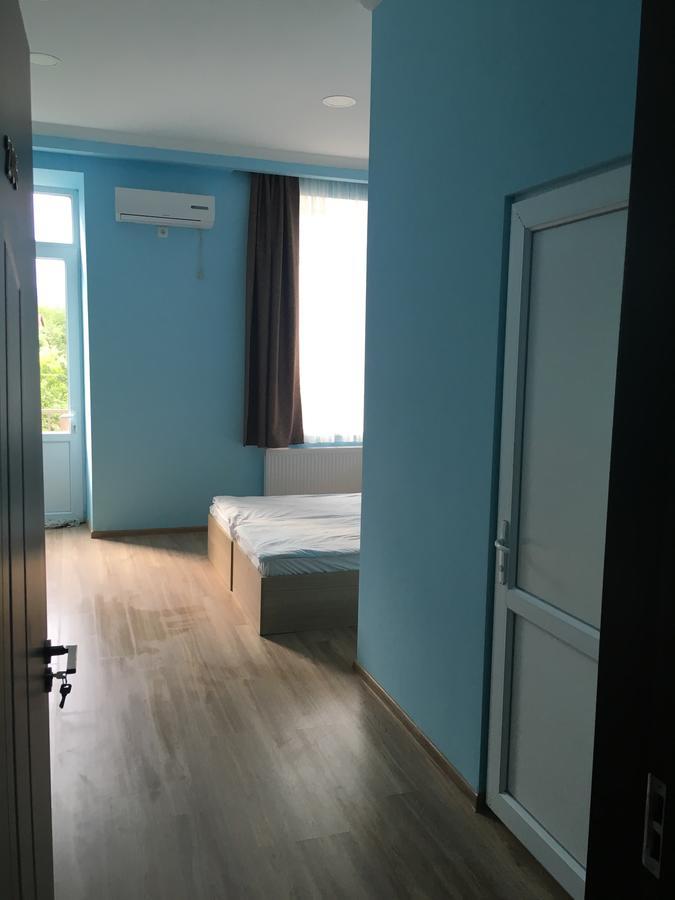 Kmg Hotel Khashuri Ngoại thất bức ảnh